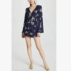 Cupcakes & Cashmere Dorene Navy Blue Floral Bell Sleeve Romper | Size Small
